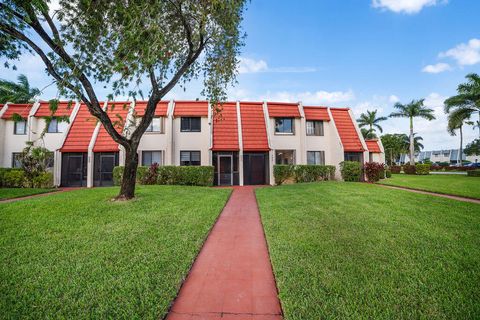 A home in Lake Worth