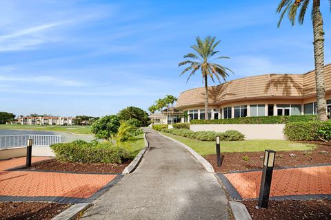 A home in Lake Worth