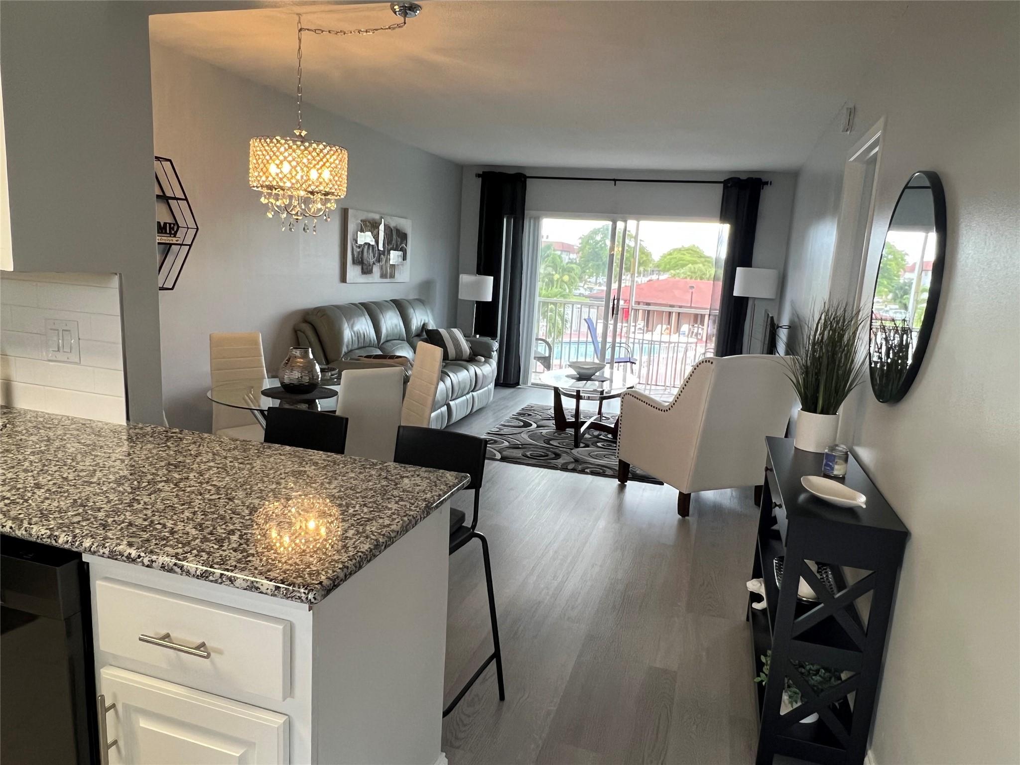 Lauderdale Oaks - Residential
