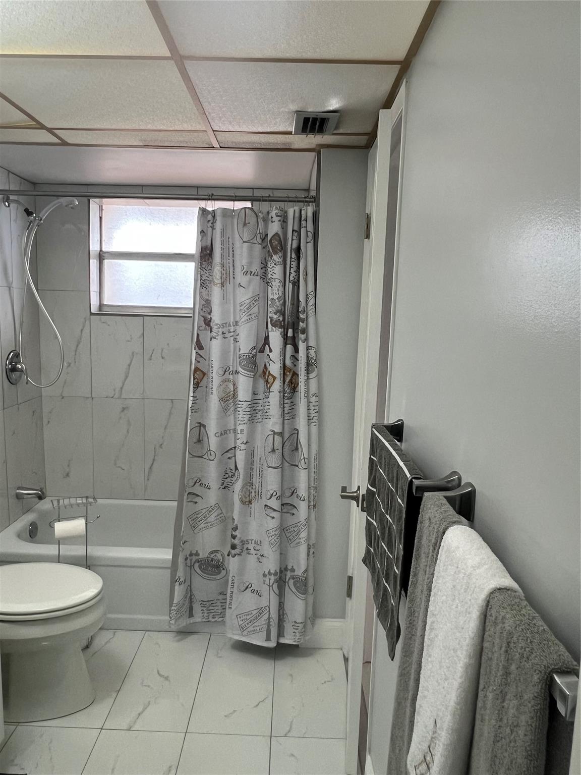 Lauderdale Oaks - Residential