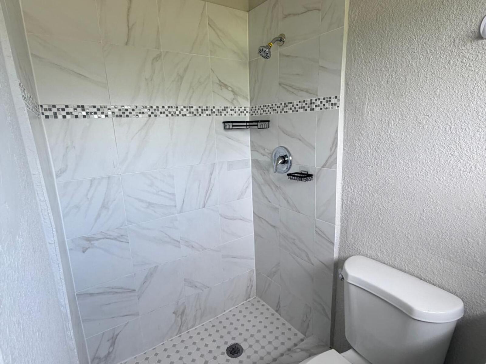 BROADVIEW PARK - Residential Lease