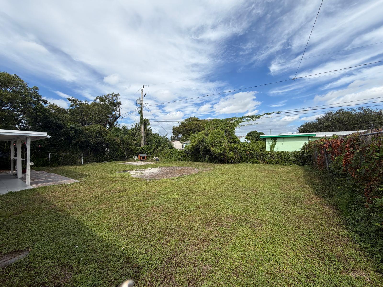 BROADVIEW PARK - Residential Lease