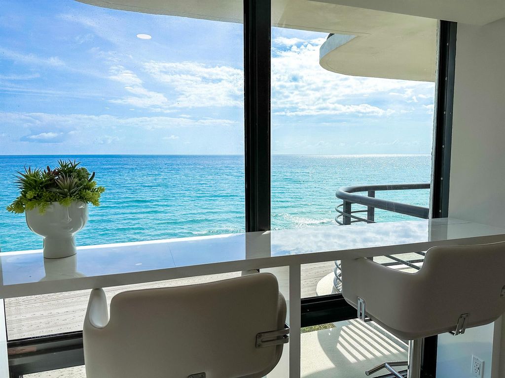 Photo of 250 S Ocean Blvd #4c, Boca Raton, FL 33432 (MLS # R11070964)