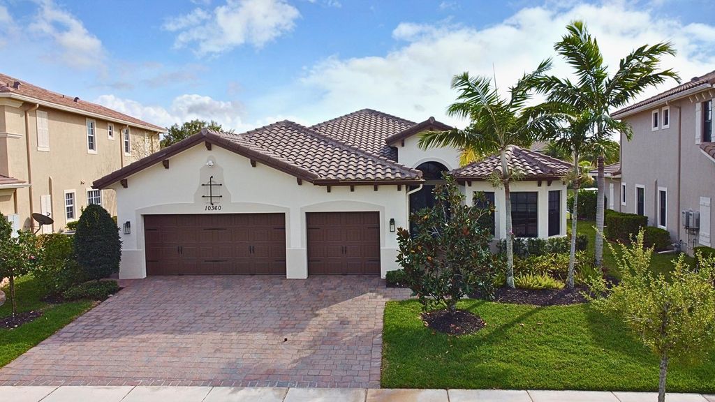 Photo of 10360 Peninsula Place, Parkland, FL 33076 (MLS # B26010257)
