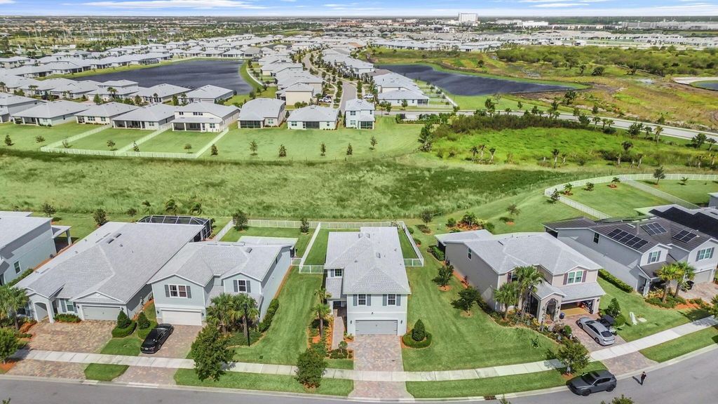 Photo of 10527 SW Captiva Drive, Port Saint Lucie, FL 34987 (MLS # R11030377)