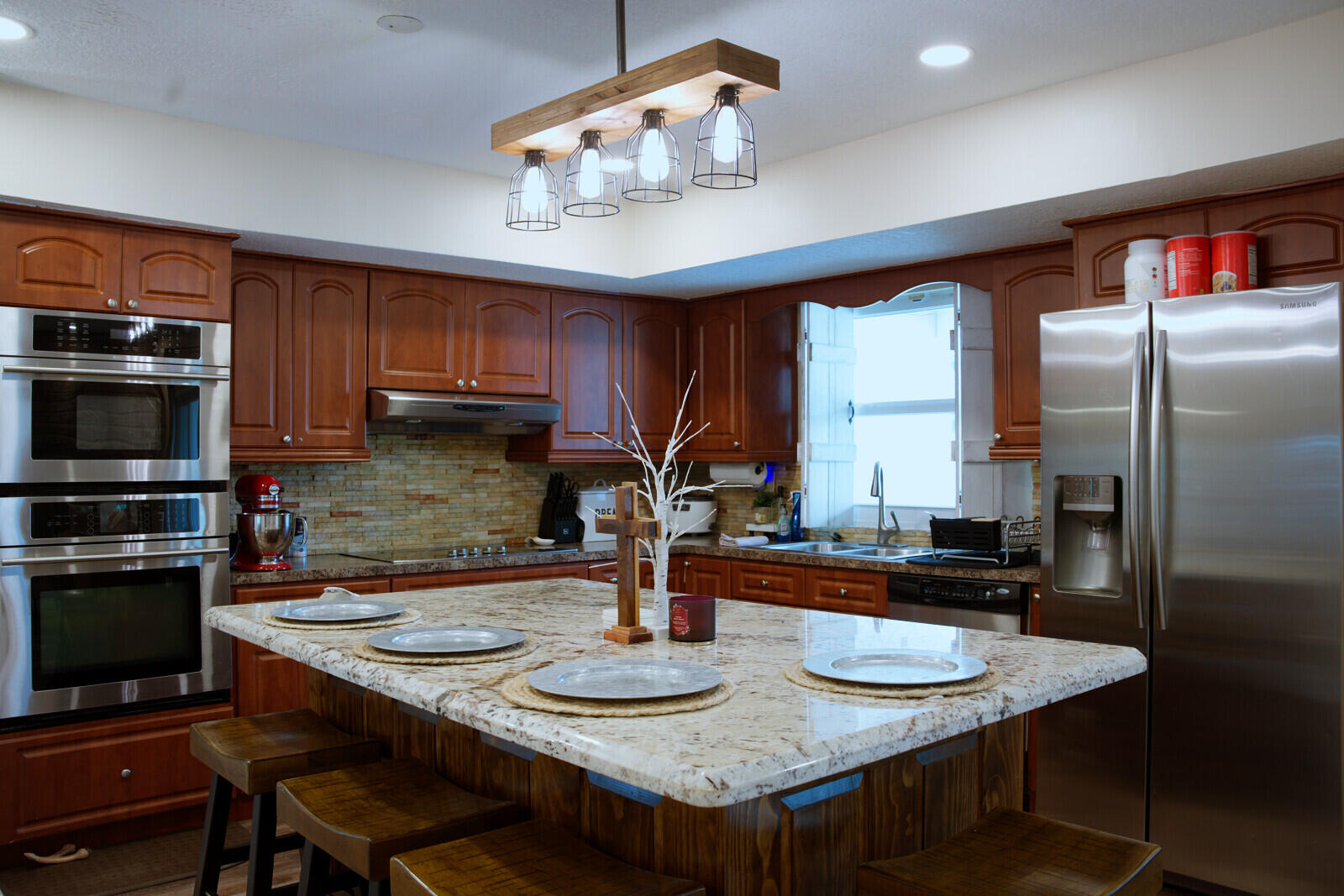PASADENA LAKES WEST - Residential