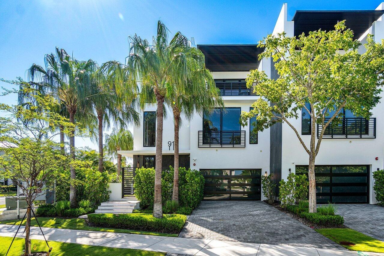 PALM TRAIL ESTATES - Residential