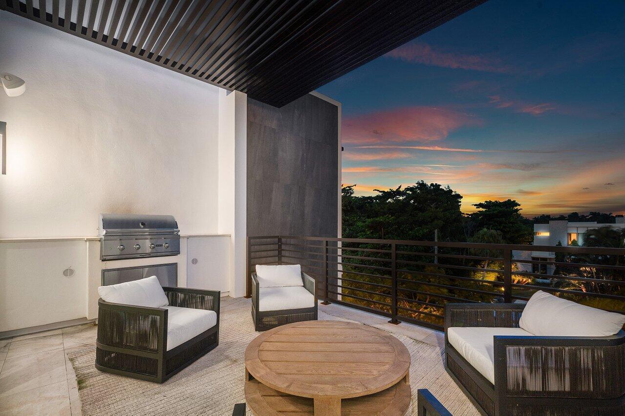 PALM TRAIL ESTATES - Residential