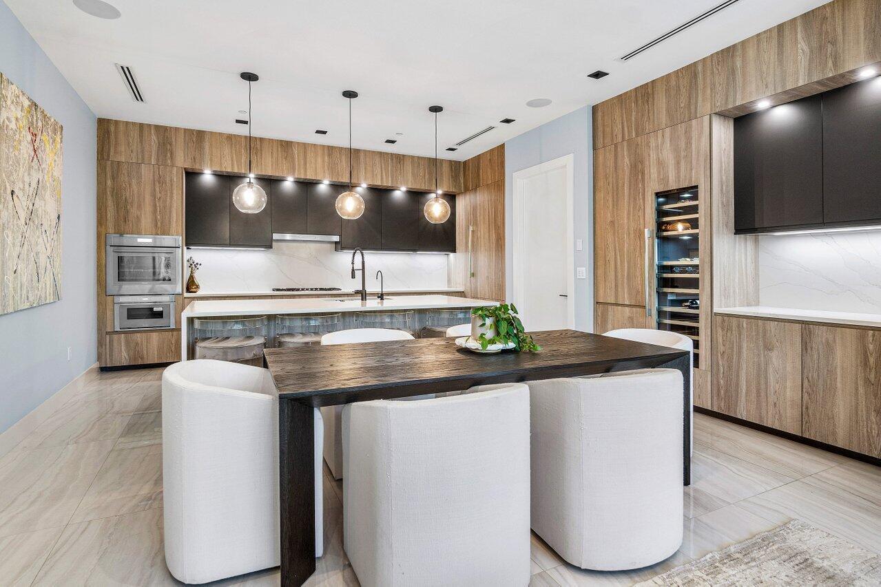 PALM TRAIL ESTATES - Residential