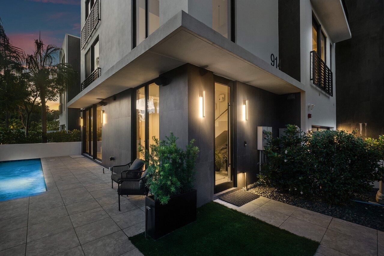 PALM TRAIL ESTATES - Residential