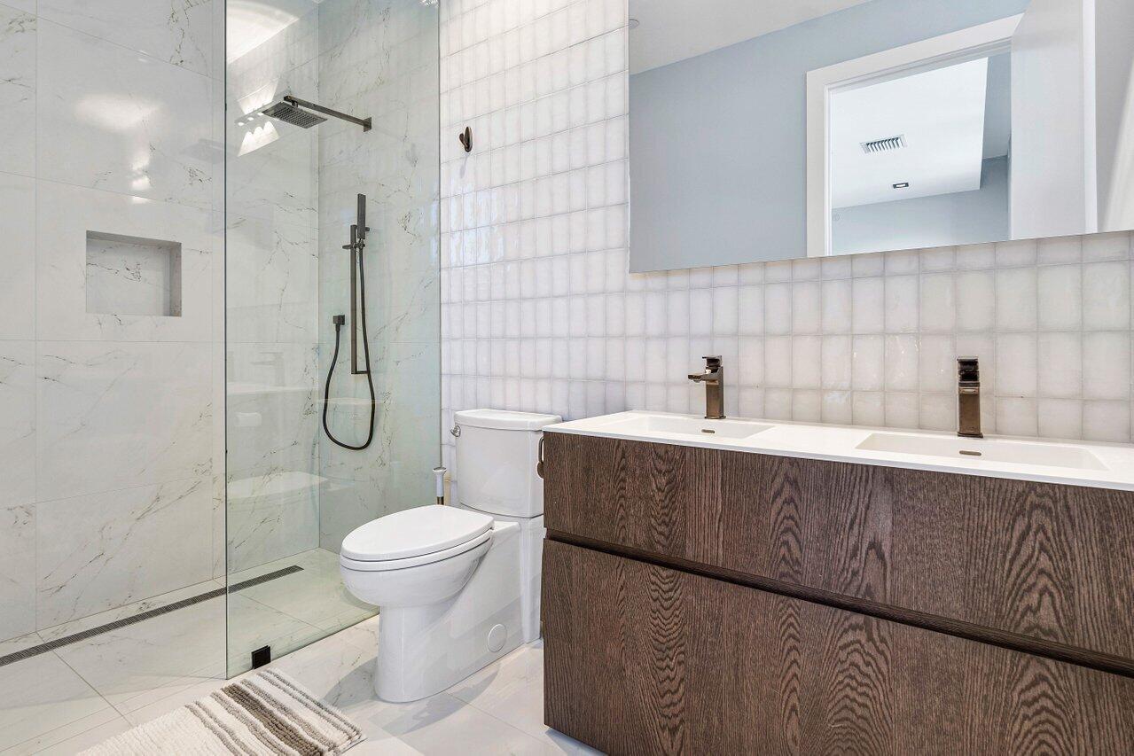 PALM TRAIL ESTATES - Residential