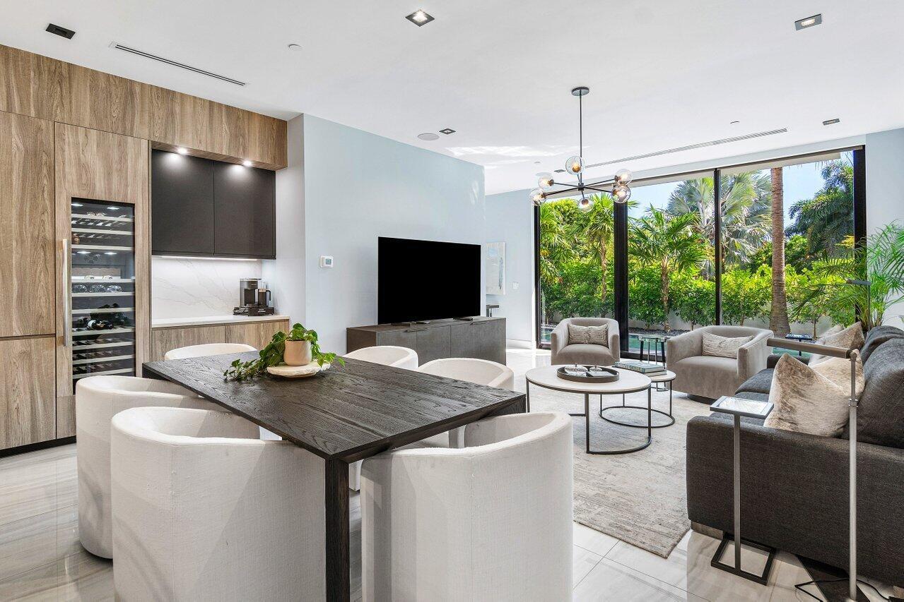 PALM TRAIL ESTATES - Residential