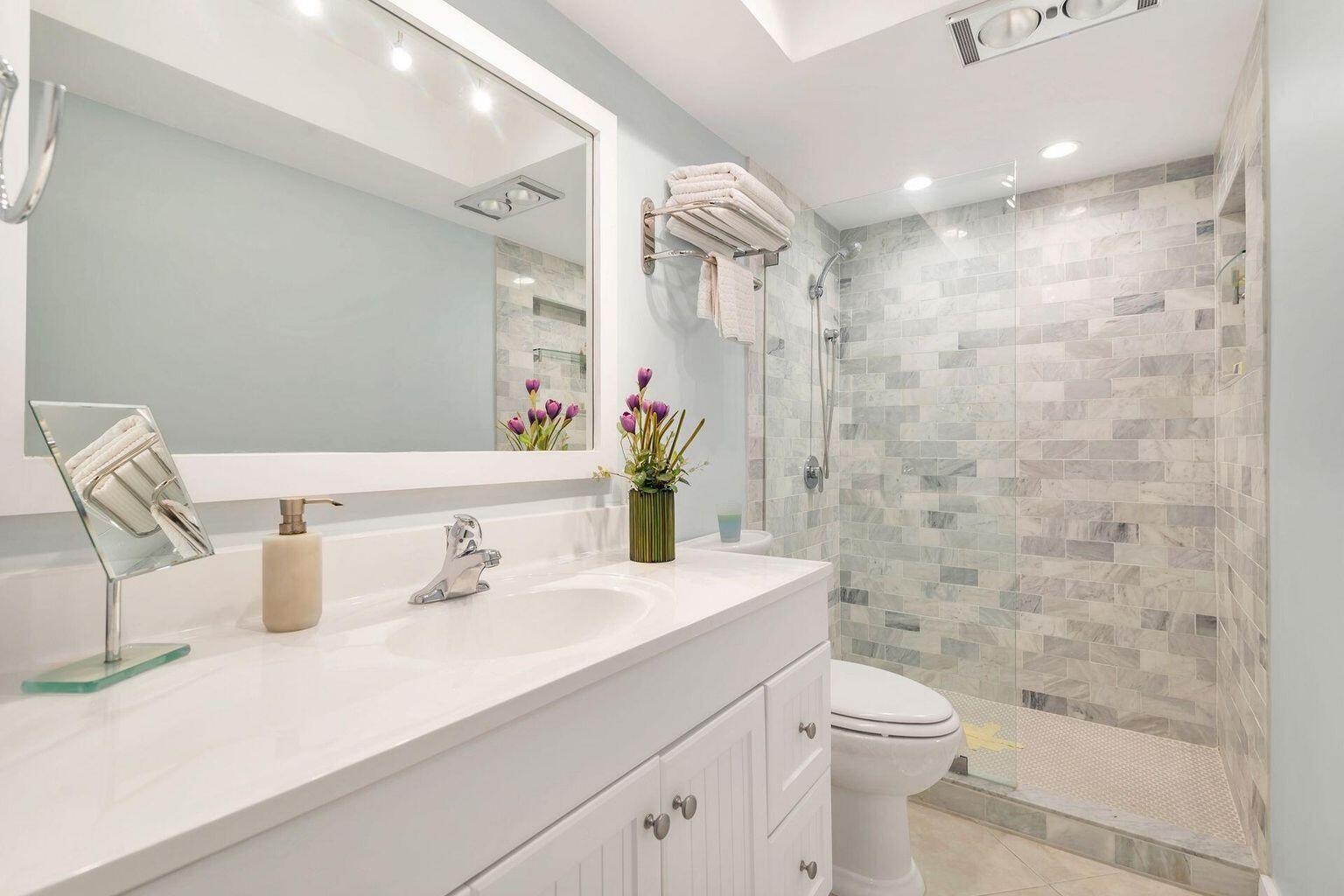 HARBOUR TOWERS CONDO  55+ - Residential Lease