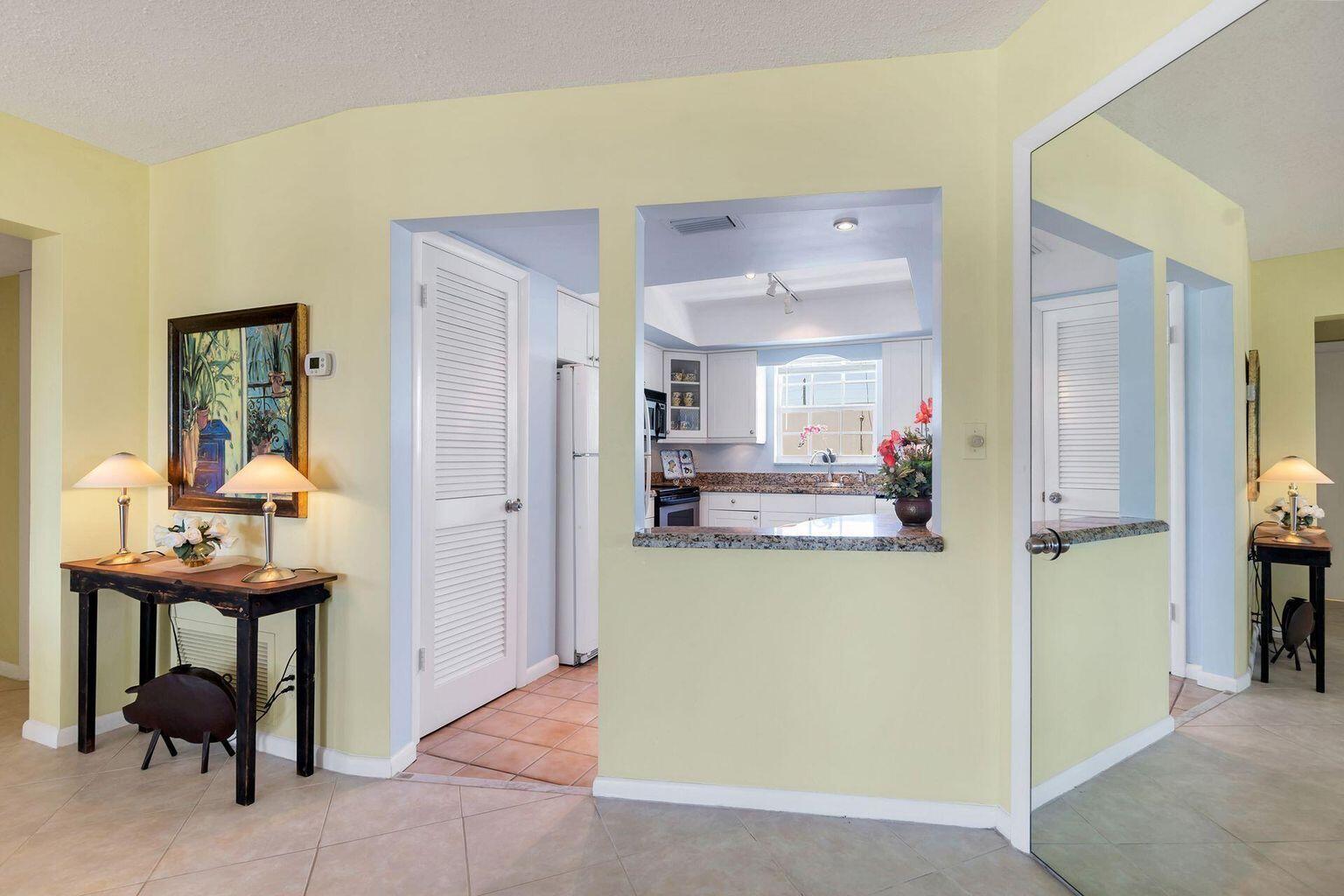 HARBOUR TOWERS CONDO  55+ - Residential Lease