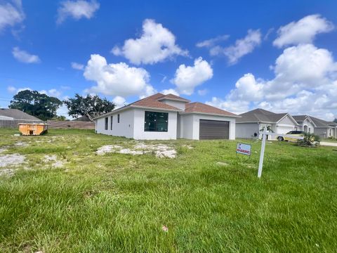 A home in Port St Lucie