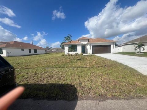 A home in Port St Lucie