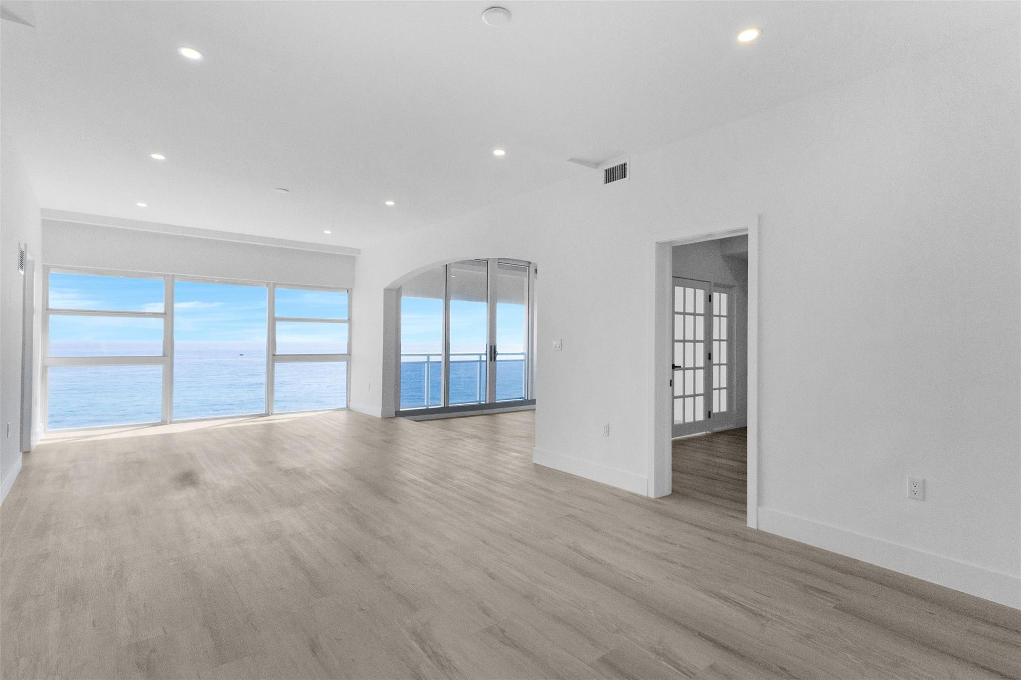 Cove Beach Club - Residential