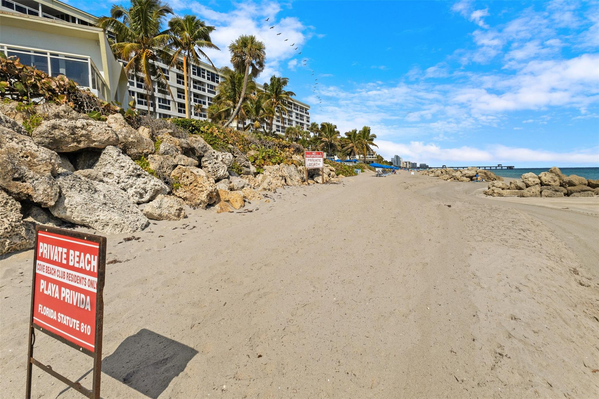 Cove Beach Club - Residential