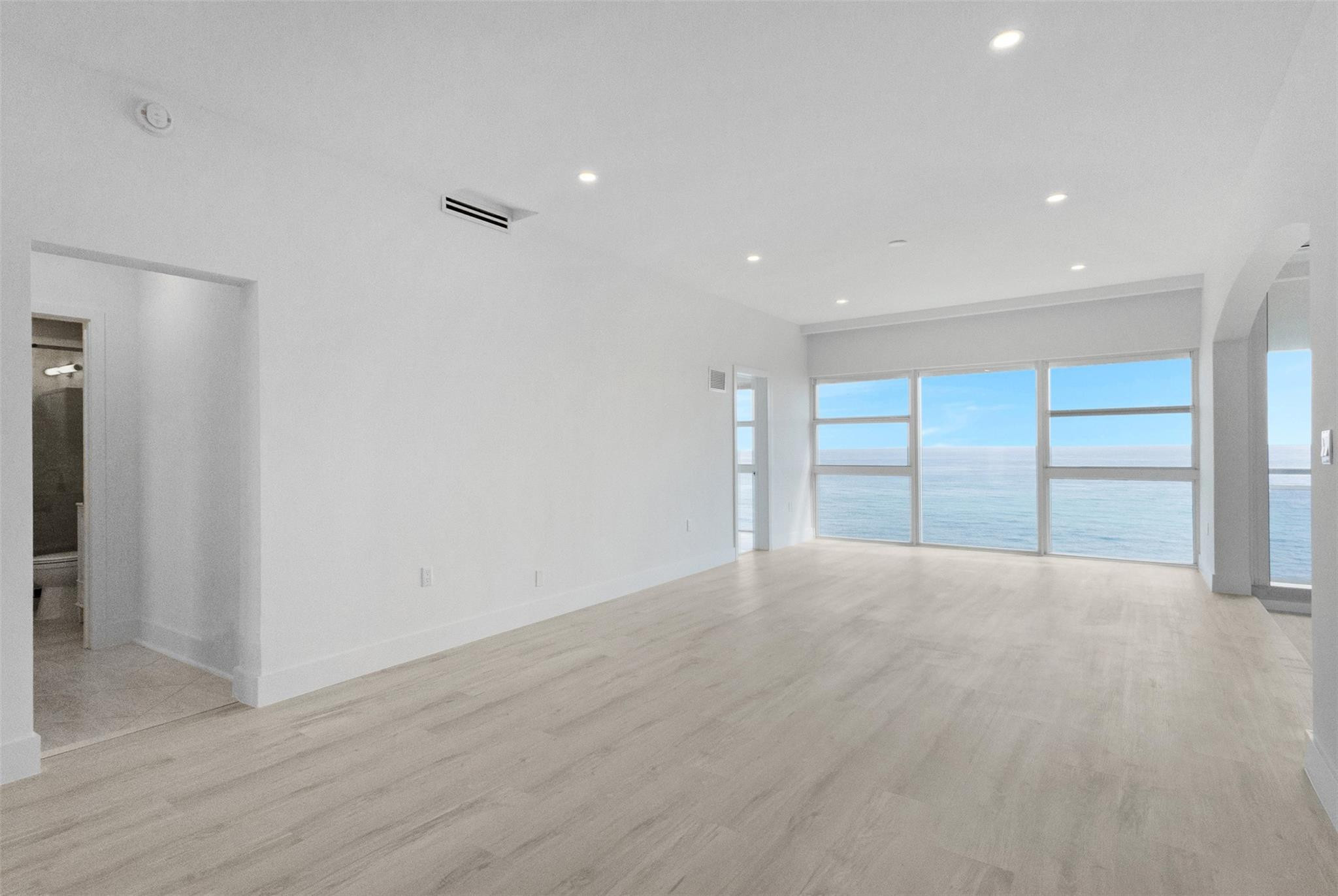 Cove Beach Club - Residential