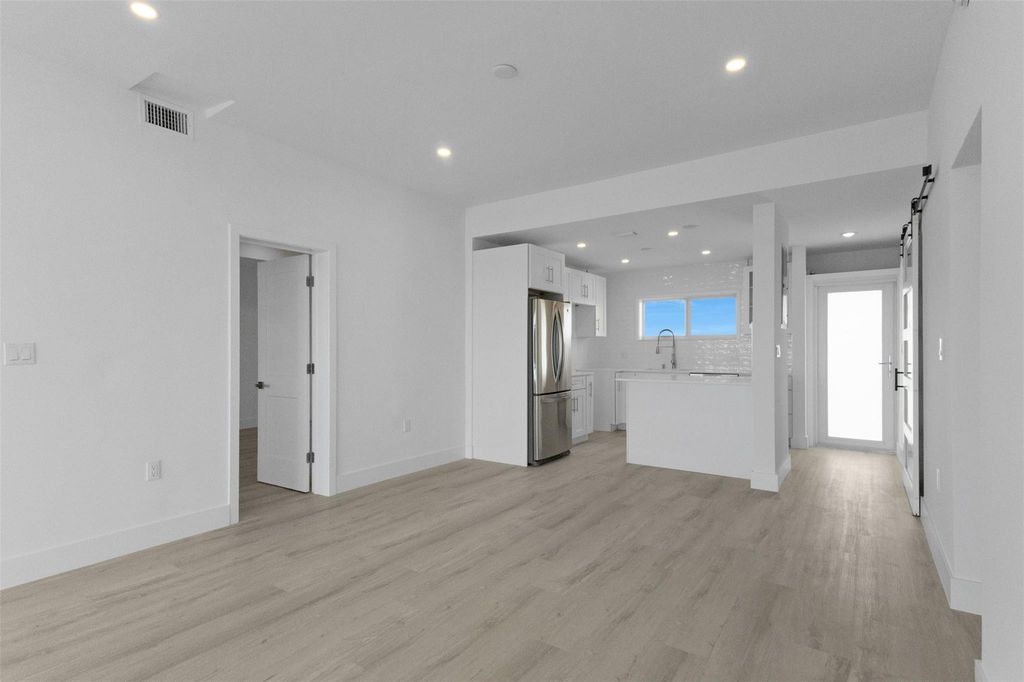 Photo of 500 SE 21st Avenue #805, Deerfield Beach, FL 33441 (MLS # F10550715)