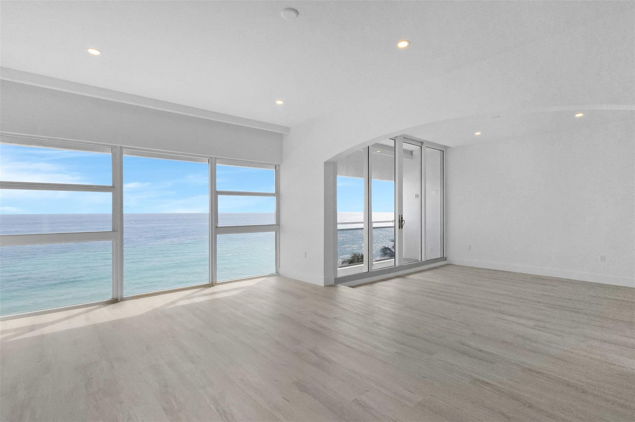 Cove Beach Club - Residential