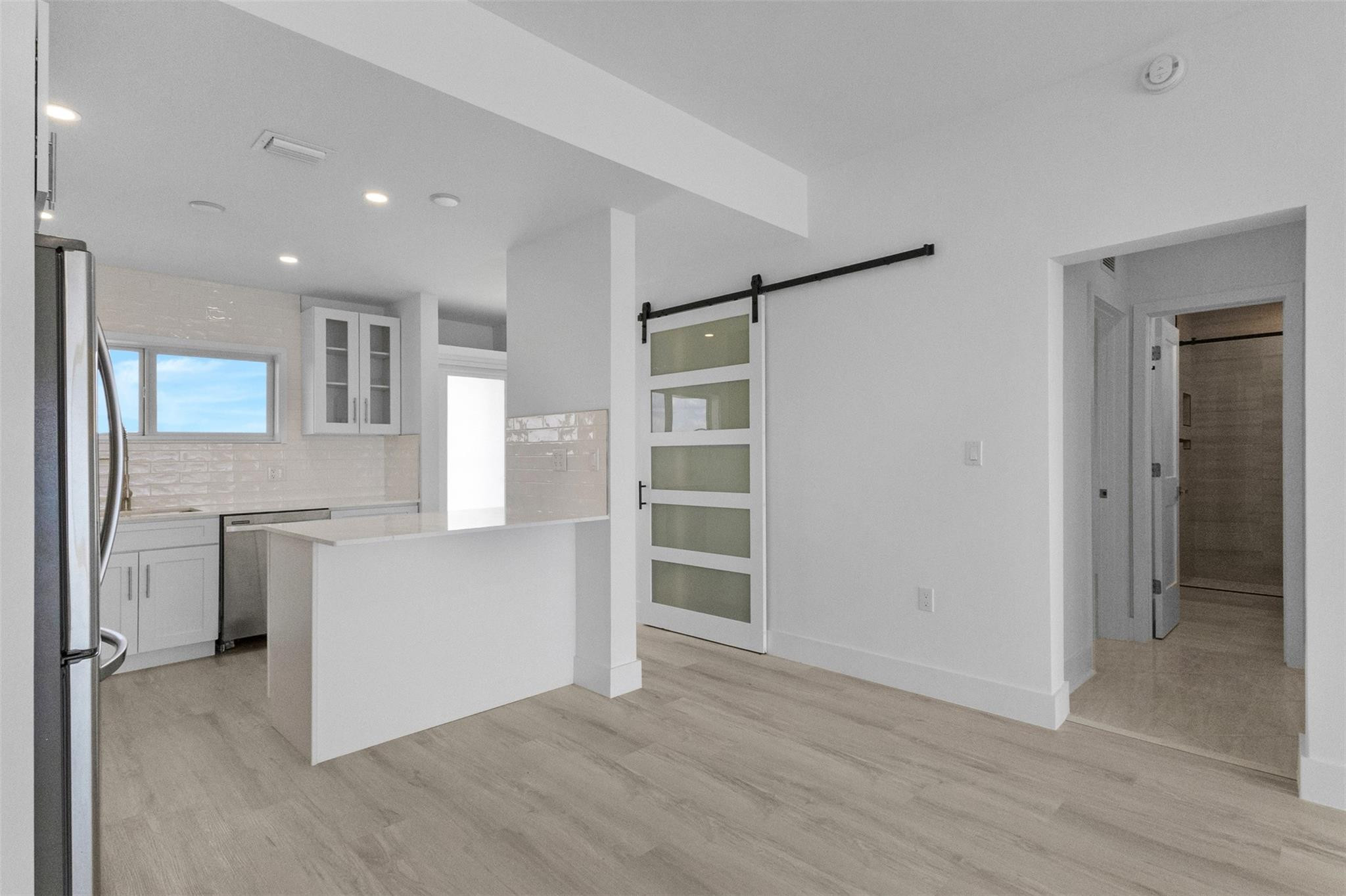 Cove Beach Club - Residential