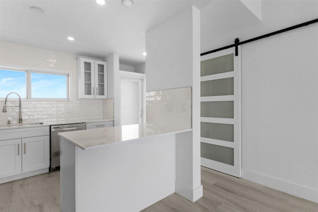 Photo of 500 SE 21st Avenue #805, Deerfield Beach, FL 33441 (MLS # F10550715)