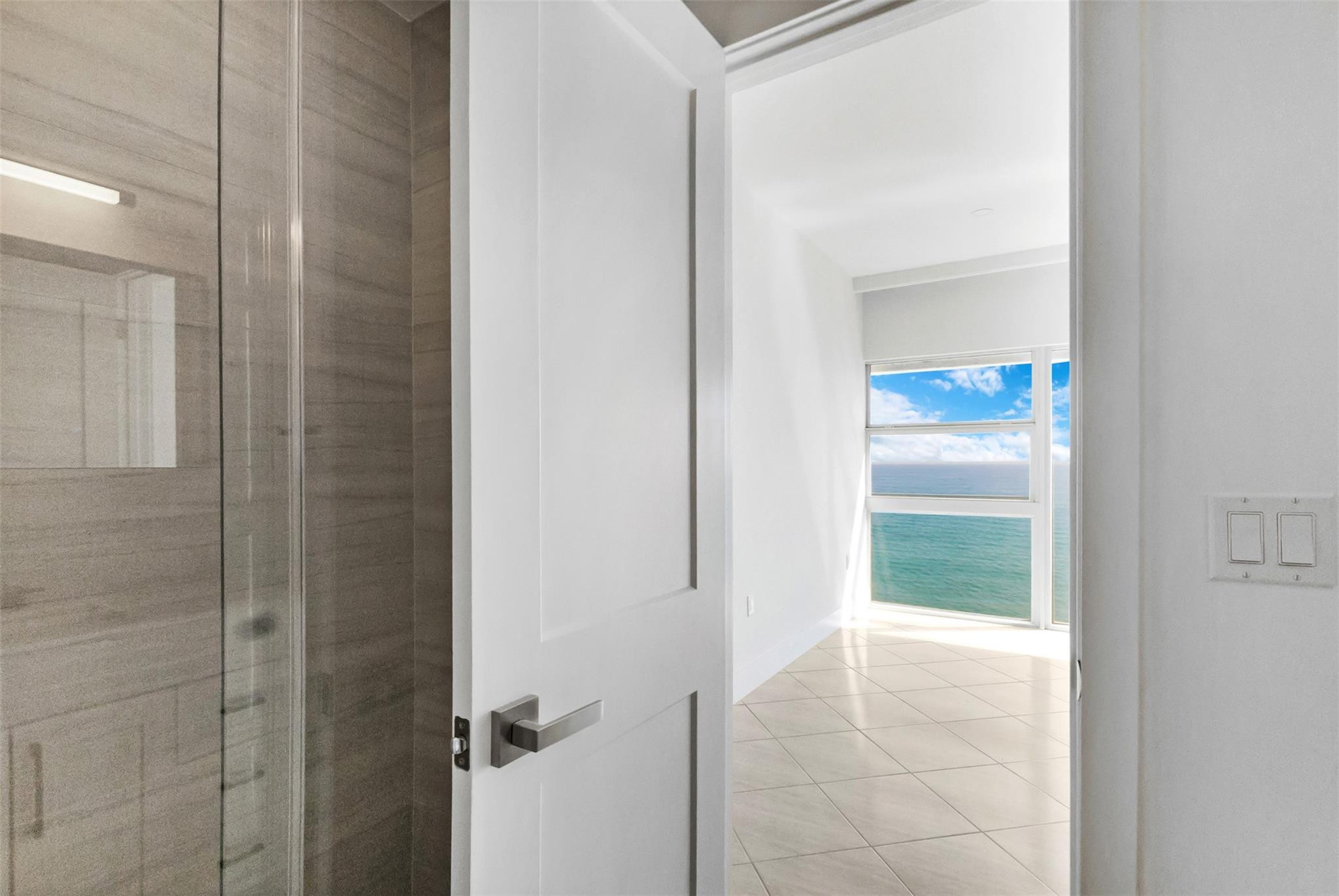 Cove Beach Club - Residential