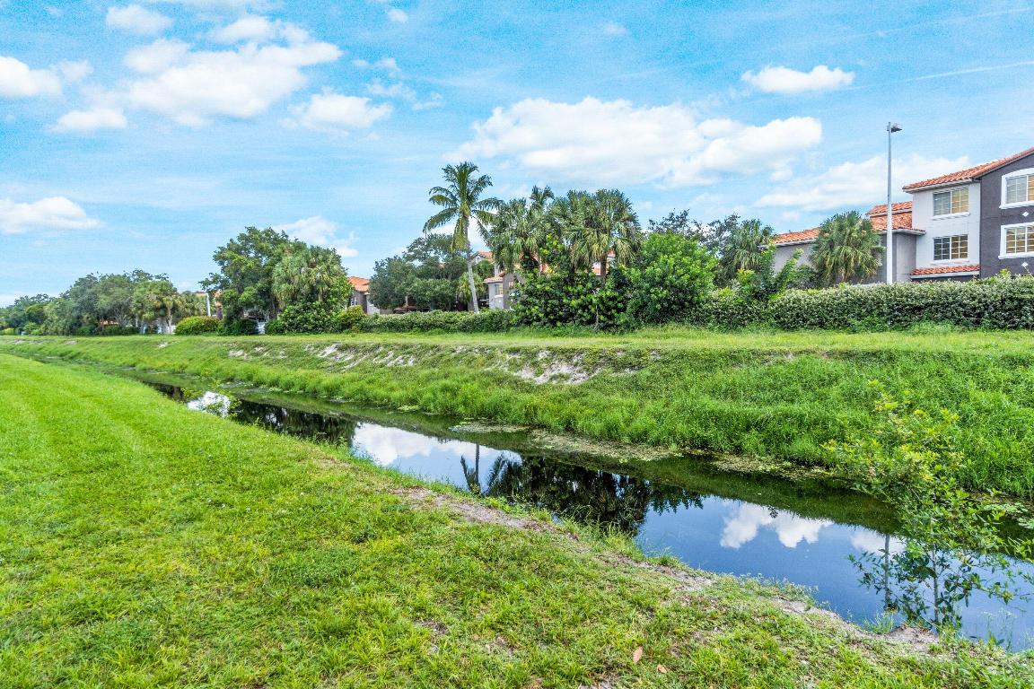BOYNTON LANDINGS CONDO - Residential
