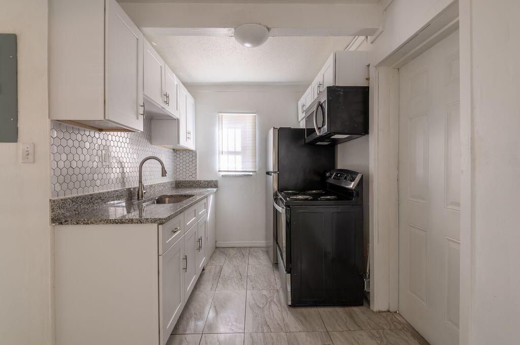 Photo of 2516 Ave L #B, Fort Pierce, FL 34947 (MLS # R11157789)