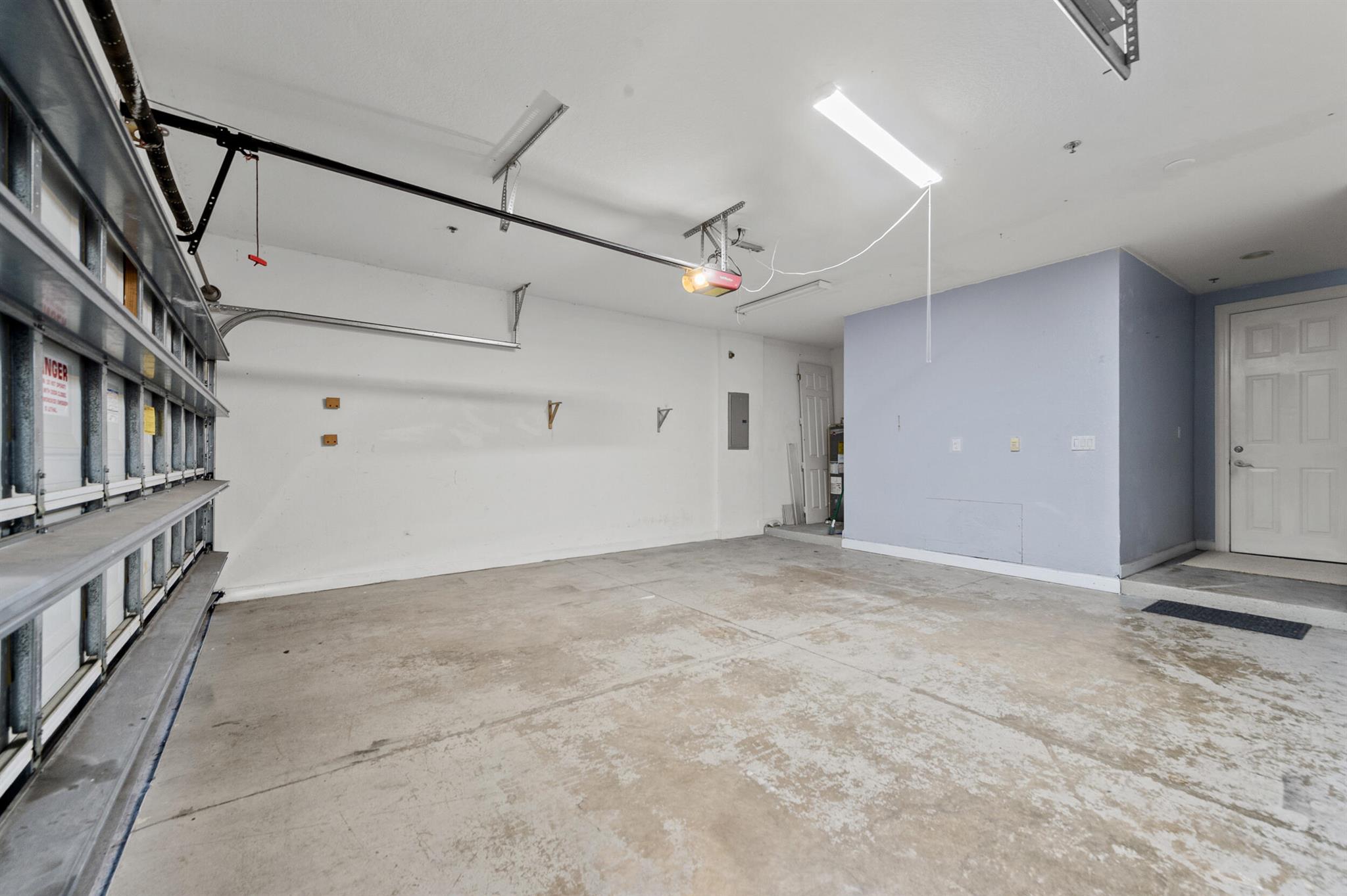 CITYSIDE CONDO - Residential