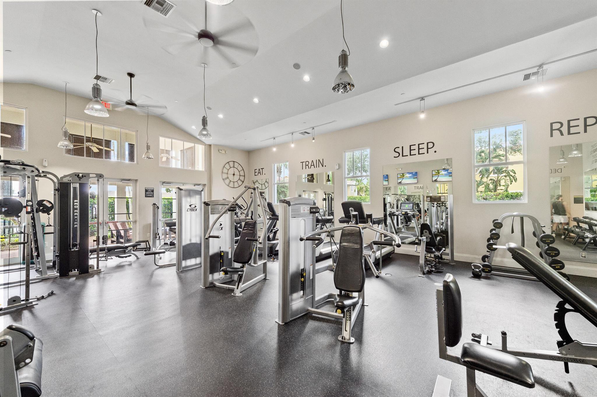 CITYSIDE CONDO - Residential