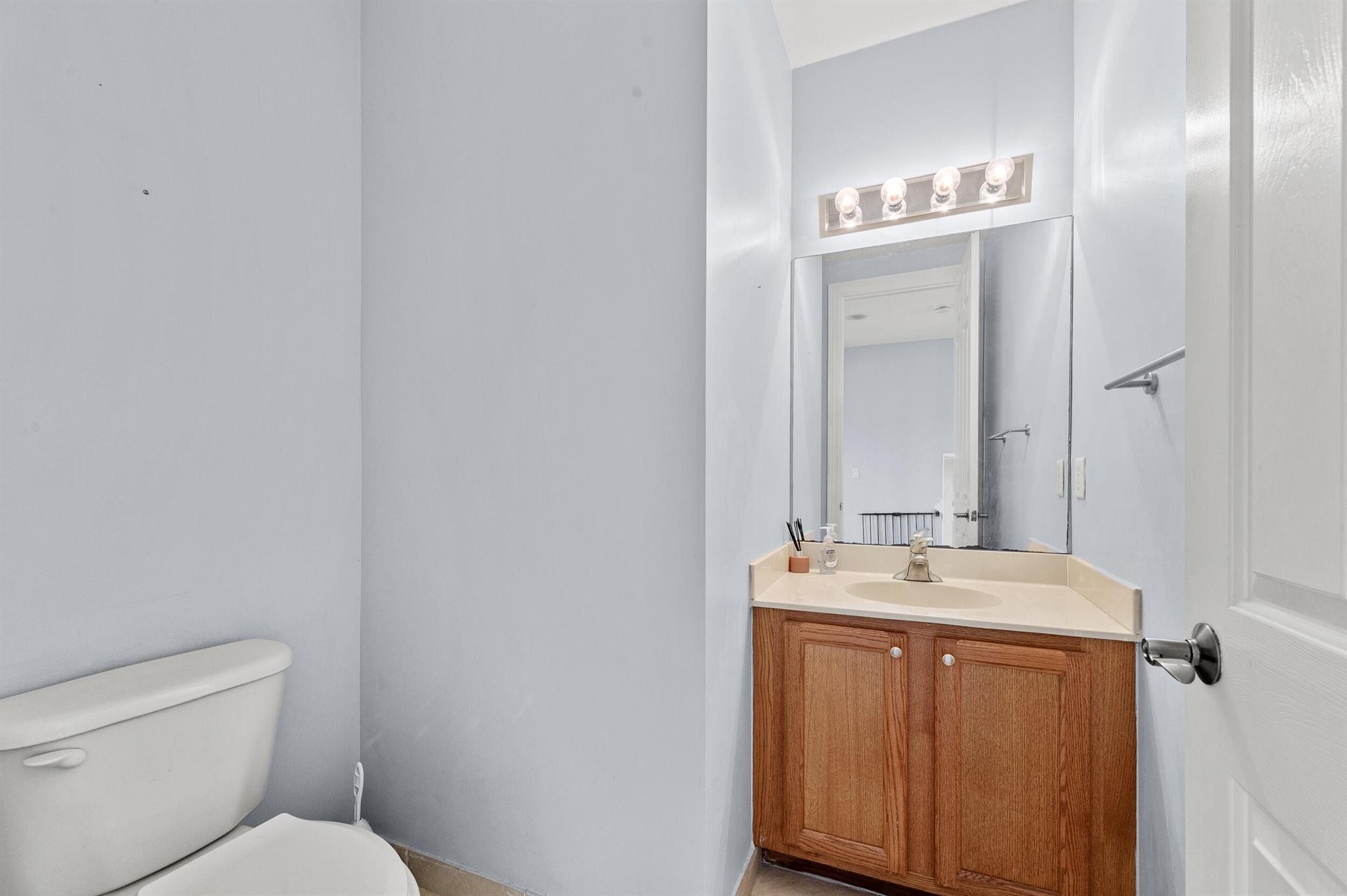 CITYSIDE CONDO - Residential
