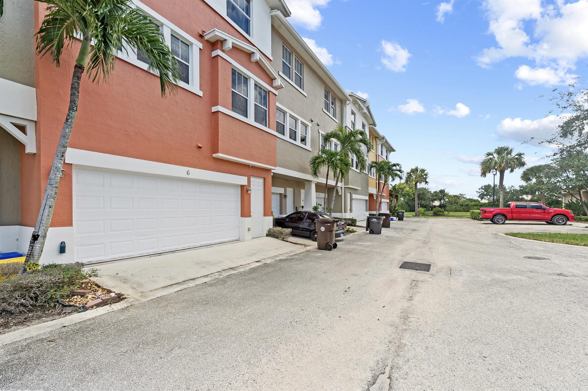 CITYSIDE CONDO - Residential