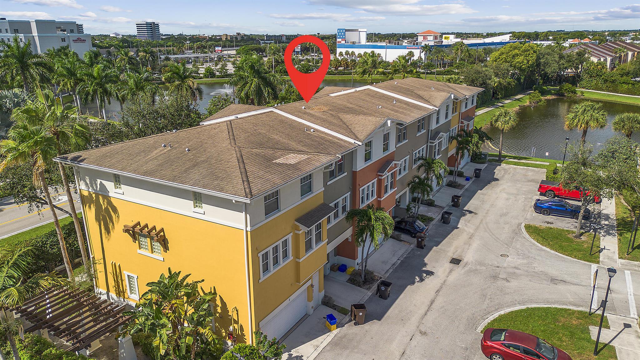 CITYSIDE CONDO - Residential