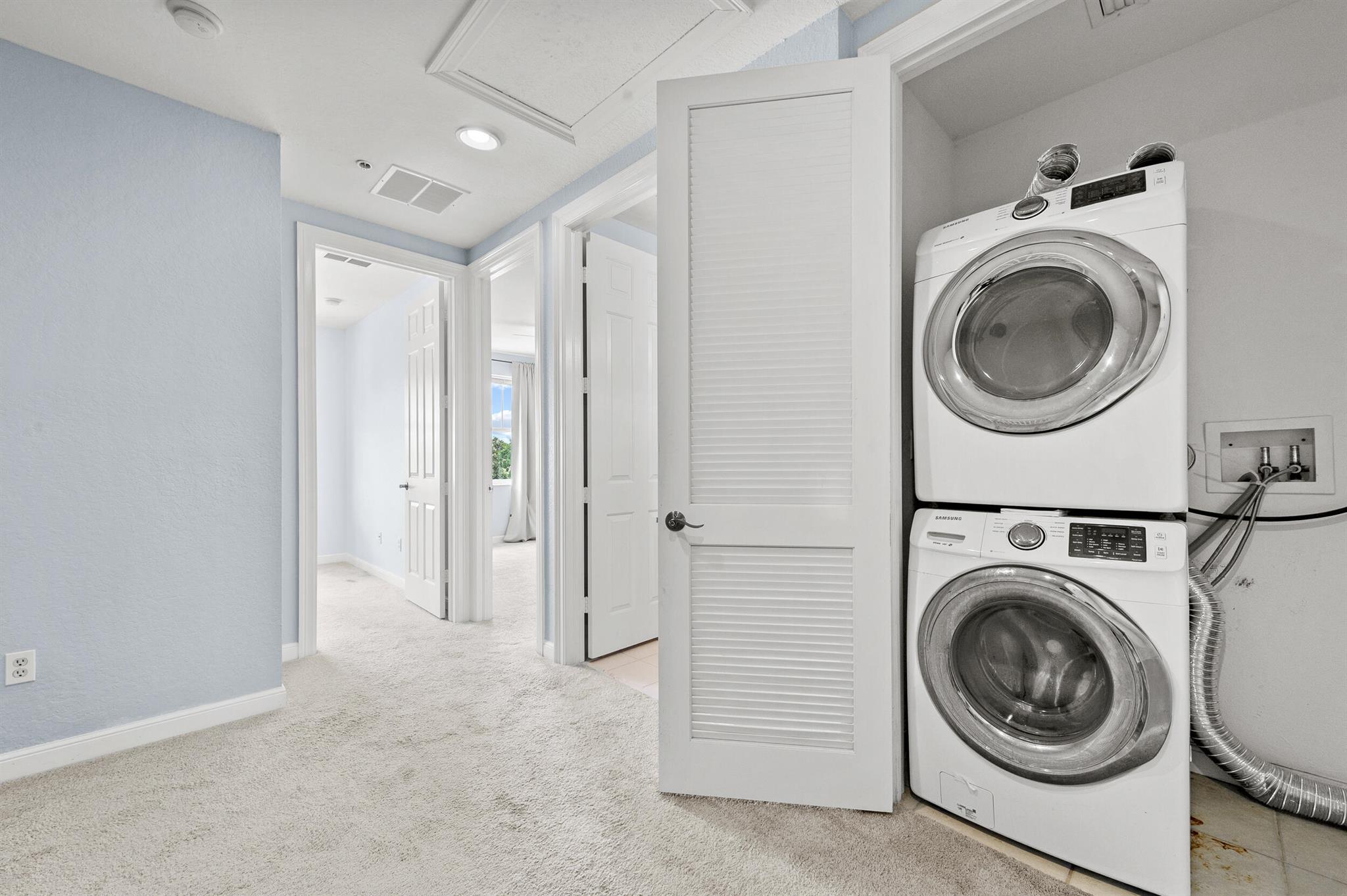 CITYSIDE CONDO - Residential