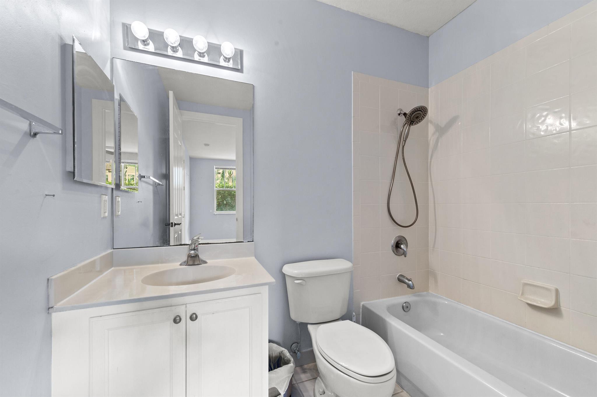 CITYSIDE CONDO - Residential