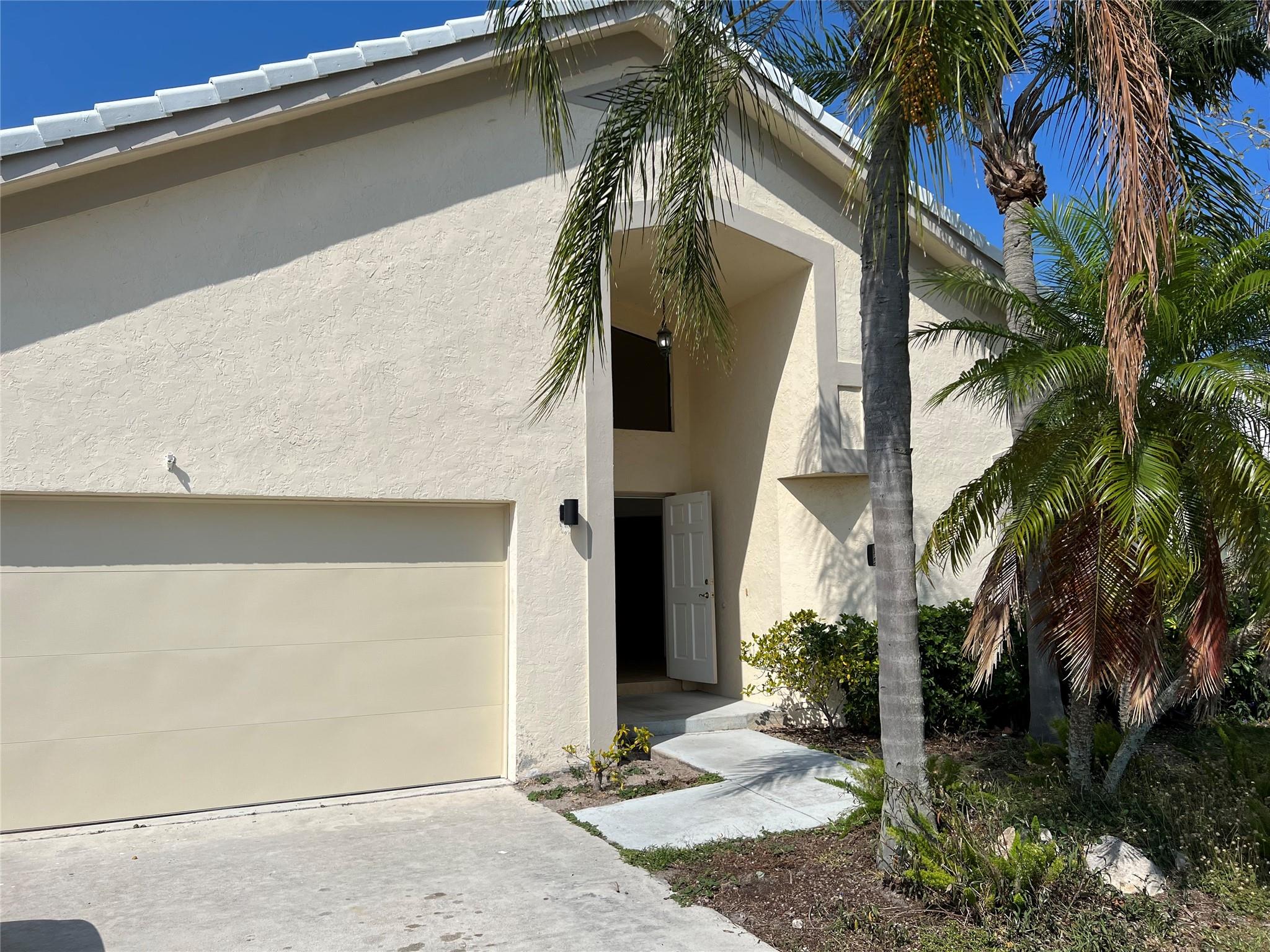 HUGE and GORGEOUS 3/2 SINGLE FAMILY HOME W 2-CAR GARAGE IN BOCA RATON!! Hidden Valley area close to all kinds of recreational activities and all the local conveniences you'll want and appreciate. Vaulted ceilings and open floor plan are a constant reminder of just how LARGE this home is. Parking for at least 4 vehicles. Indoor laundry and endless storage options with the massive garage, pantry and closets. Master Suite is GIGANTIC !!! LARGE kitchen and tons of cabinets! Screened patio and large fenced back yard. Brand new construction
on same street in this impressive neighborhood that is peaceful and quiet, just perfect for you and your
cohabitants. Recently painted and immaculately clean. Please call for details and to arrange a showing of your
NEXT HOME! You're gonna fall in love!!!