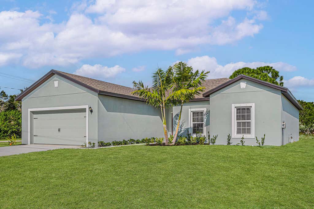 Photo of 7725 95th Avenue, Vero Beach, FL 32967 (MLS # B26050624)