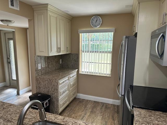 ORIOLE GARDENS THREE - Residential