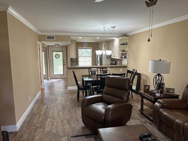 ORIOLE GARDENS THREE - Residential