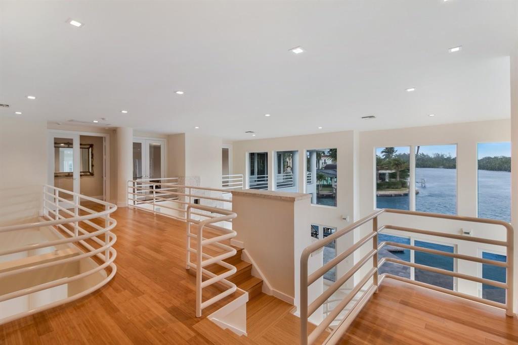 Harbour East - Residential