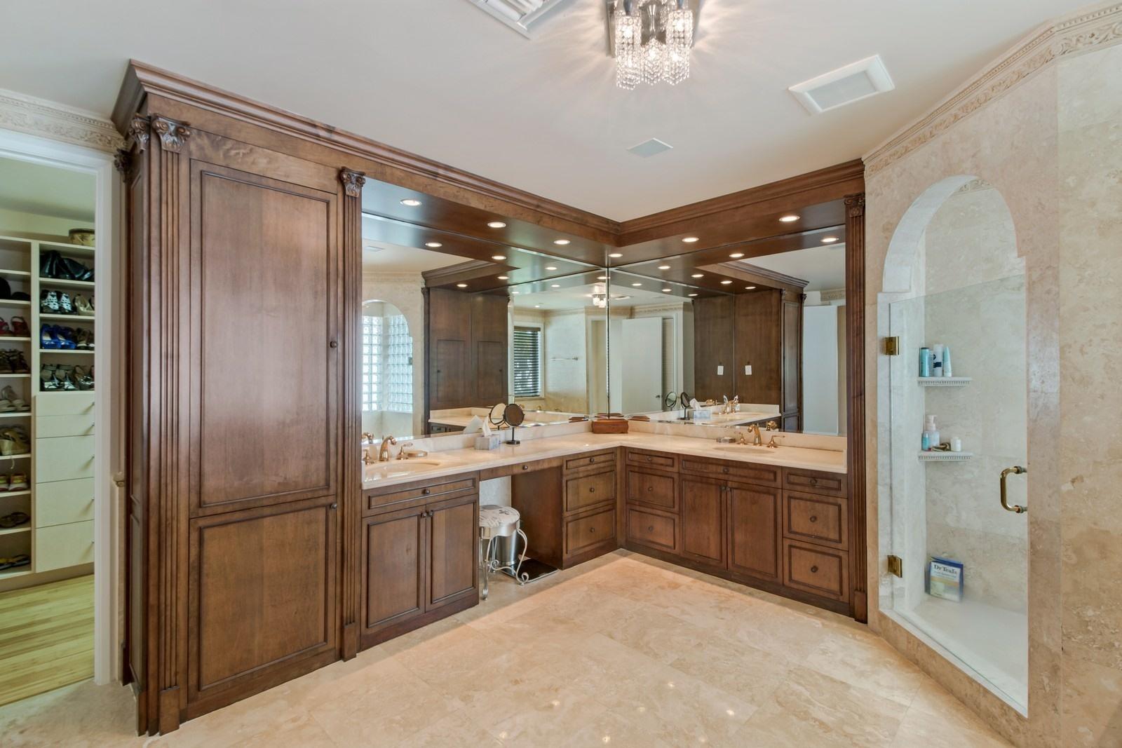 Harbour East - Residential