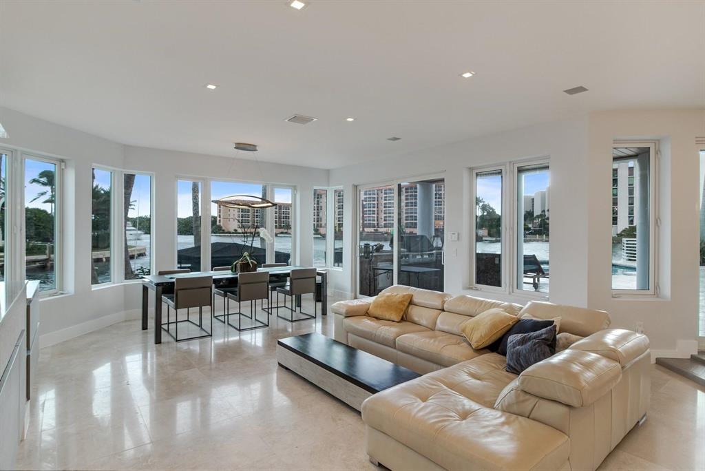 Harbour East - Residential