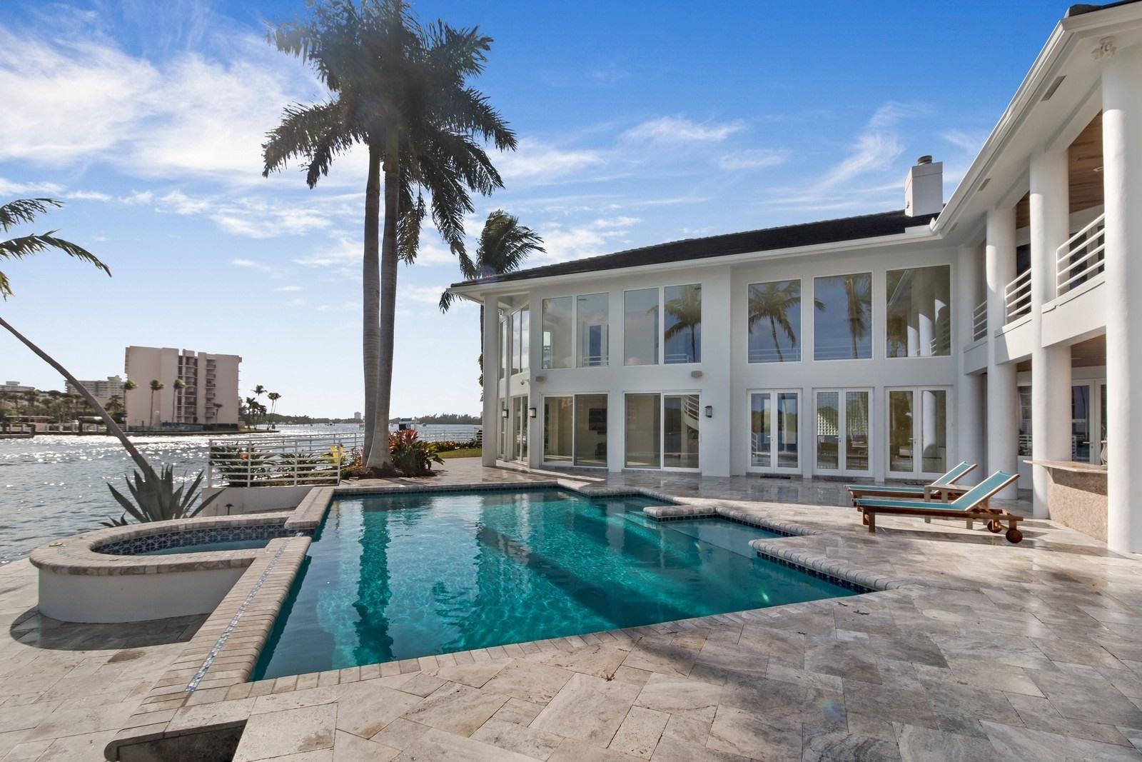 Harbour East - Residential