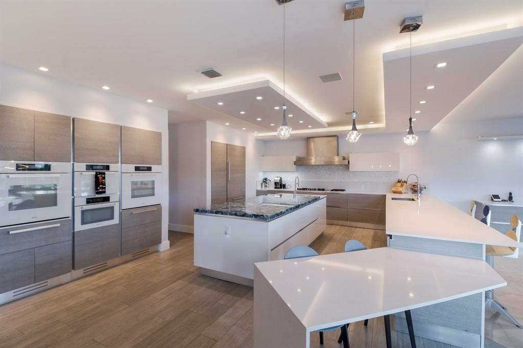 Harbour East - Residential