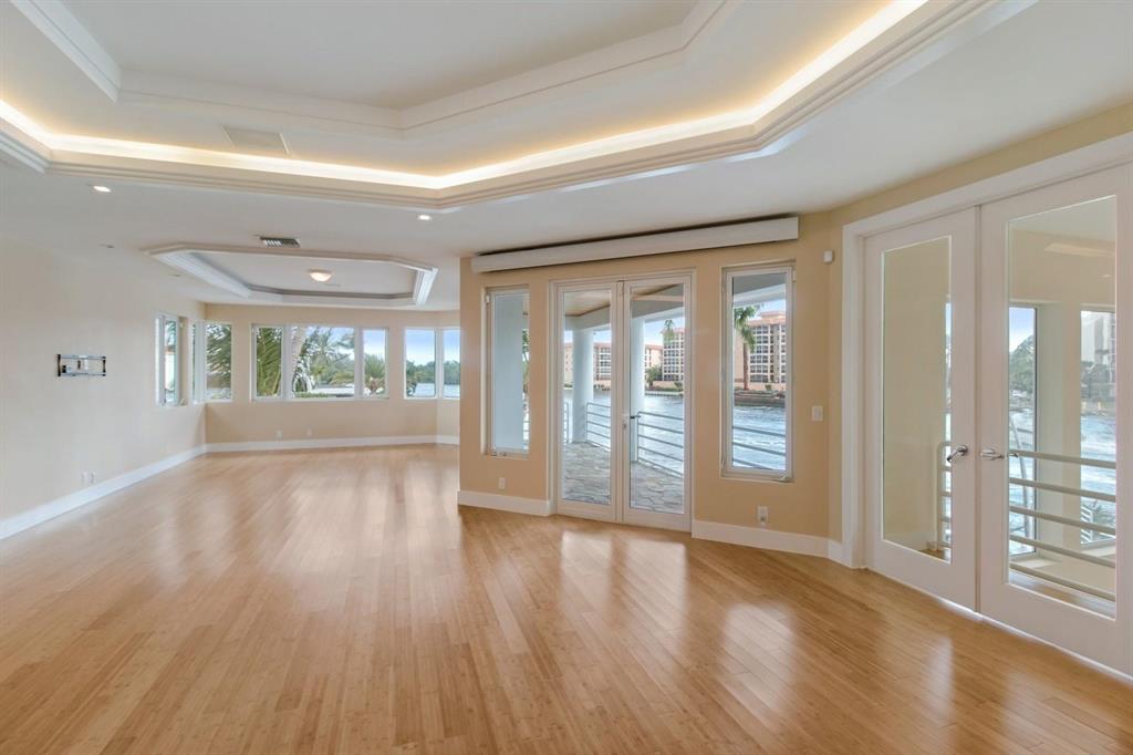 Harbour East - Residential