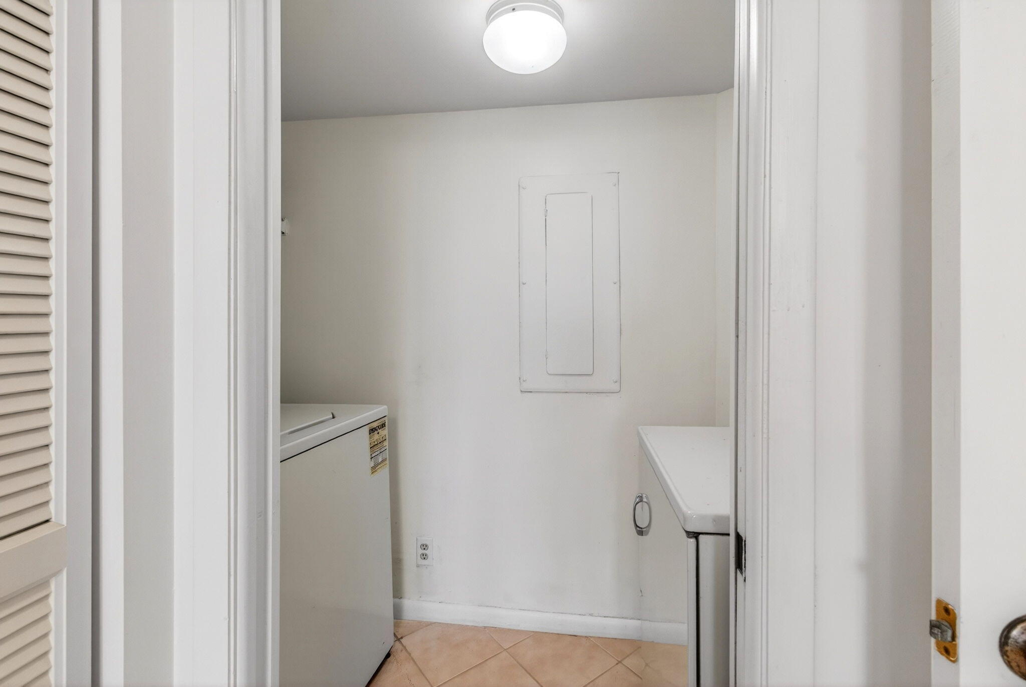 SEA RANCH CLUB OF BOCA II CONDO - Residential Lease