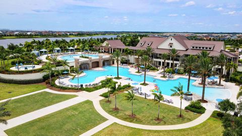 A home in Loxahatchee