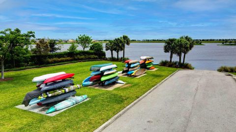 A home in Loxahatchee